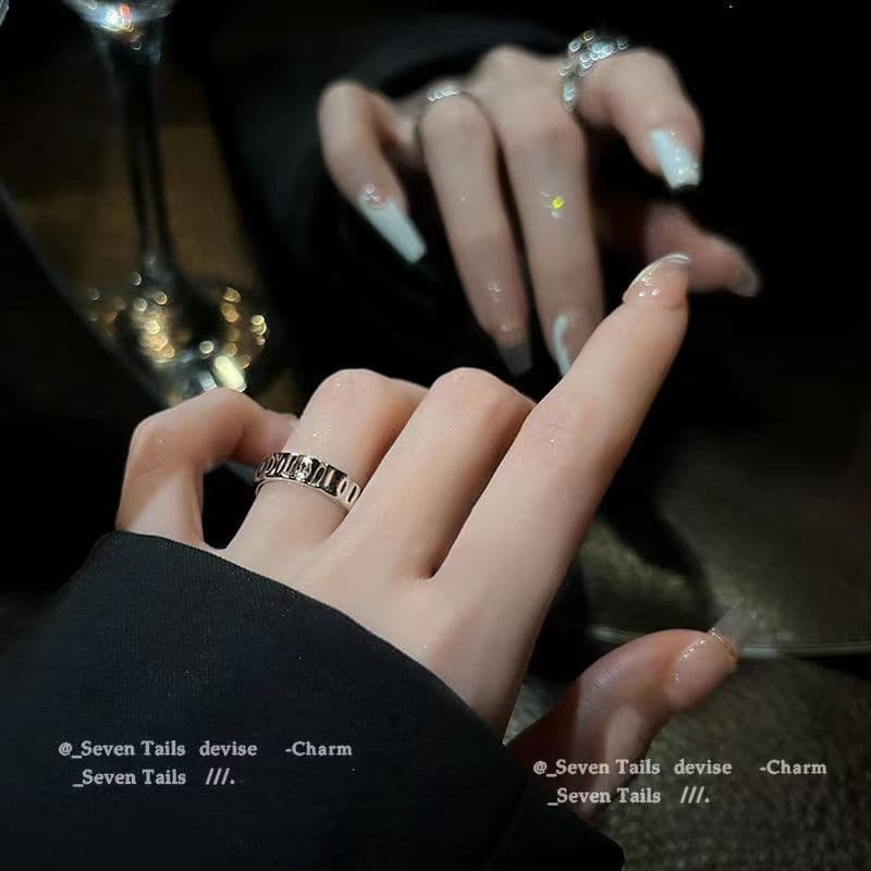 Bague Zircon Noir Irregulière — Style Punk Unique